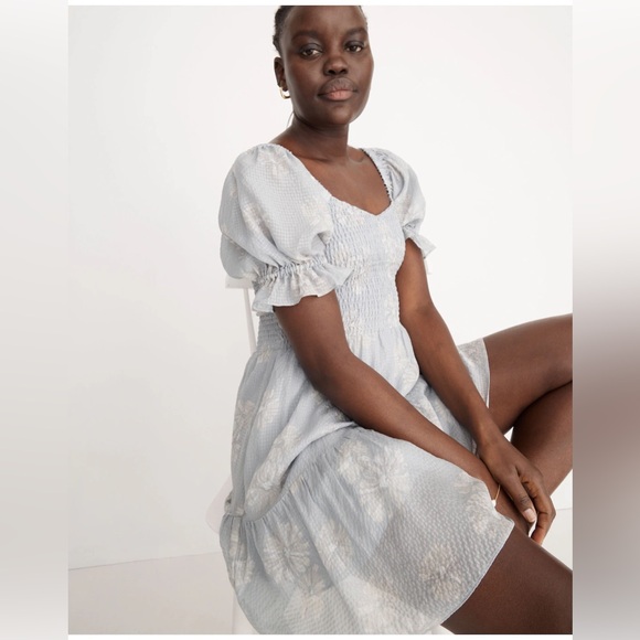 Madewell Dresses & Skirts - Madewell Silk Lucie Smocked Mini Dress in Moody Blooms